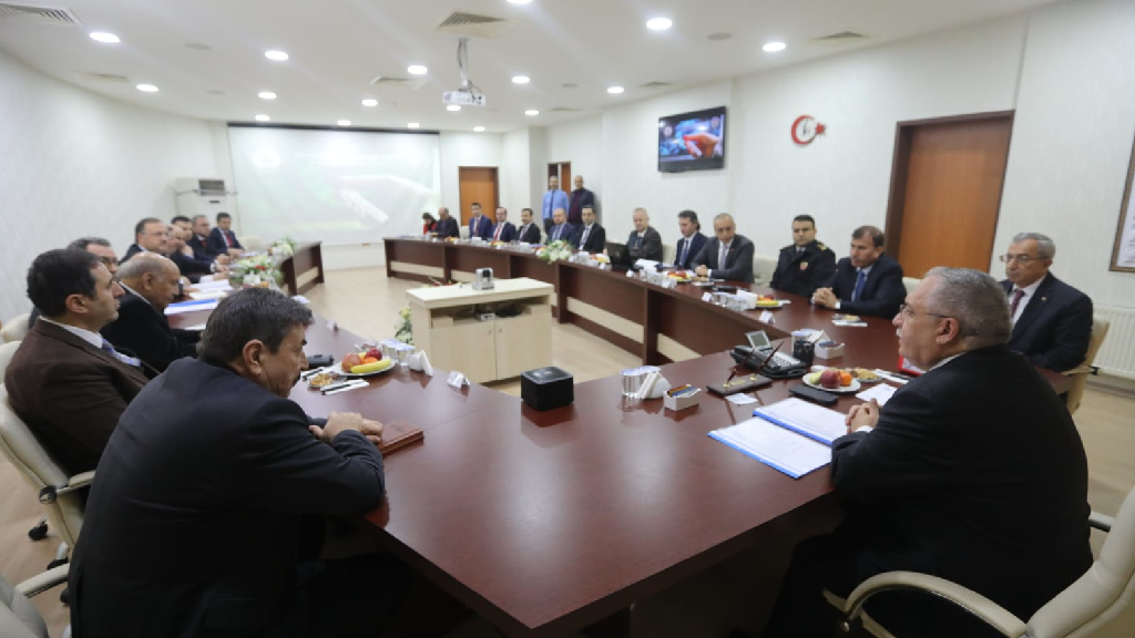 Vali Nayir Korona Virüs Toplantısına Başkanlık Etti